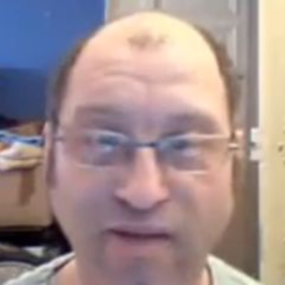 C'est facile de triquiter tout le monde